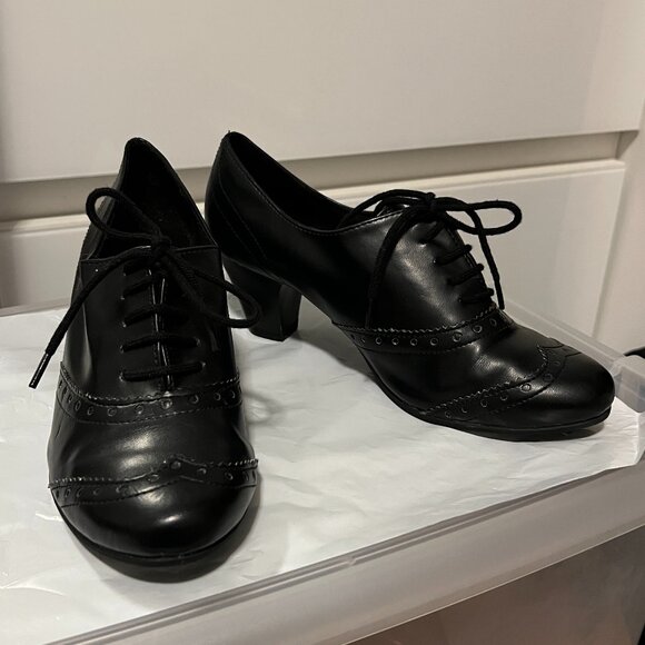 Predictions – Black Oxford Heels (Size 6.5) – Used, Fair Condition - Picture 1 of 6